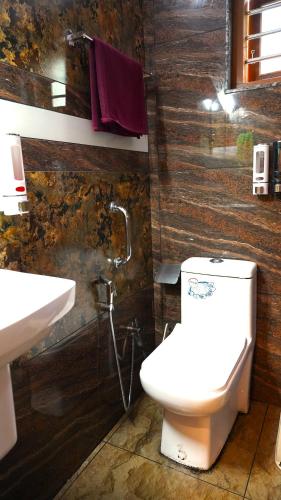 arabian nights munnar