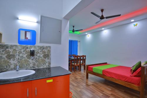 arabian nights munnar