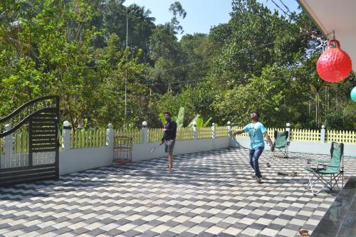 arabian nights munnar