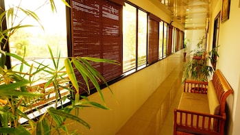 thayamkerys royal inn