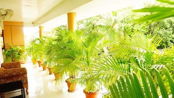 thayamkerys royal inn