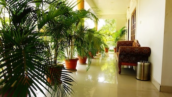 thayamkerys royal inn