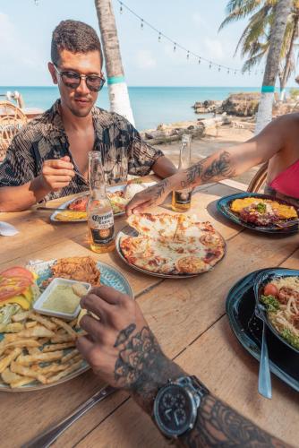 la playita isla fuerte