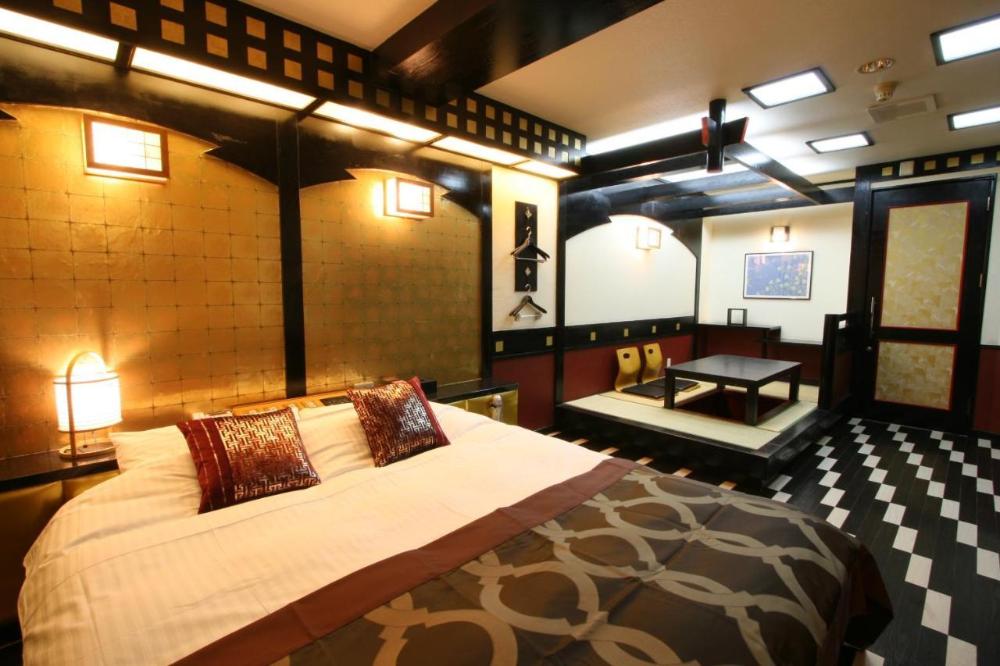 restay kokura adults only