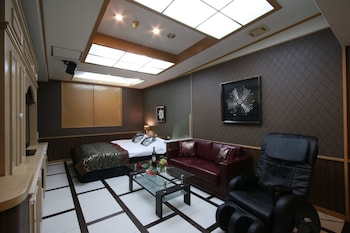 restay kokura adults only