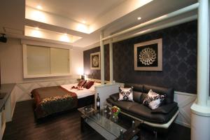 restay kokura adults only