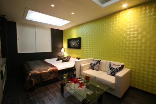 restay kokura adults only