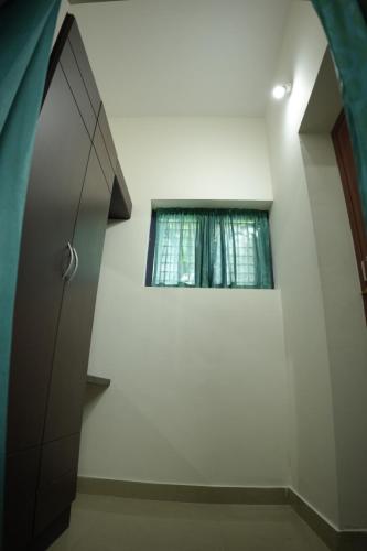 padmatheertham inn varkala