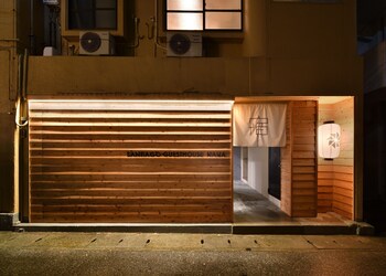 santiago guesthouse naha hostel