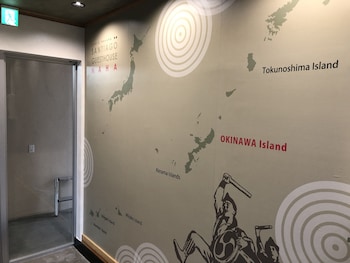 santiago guesthouse naha hostel