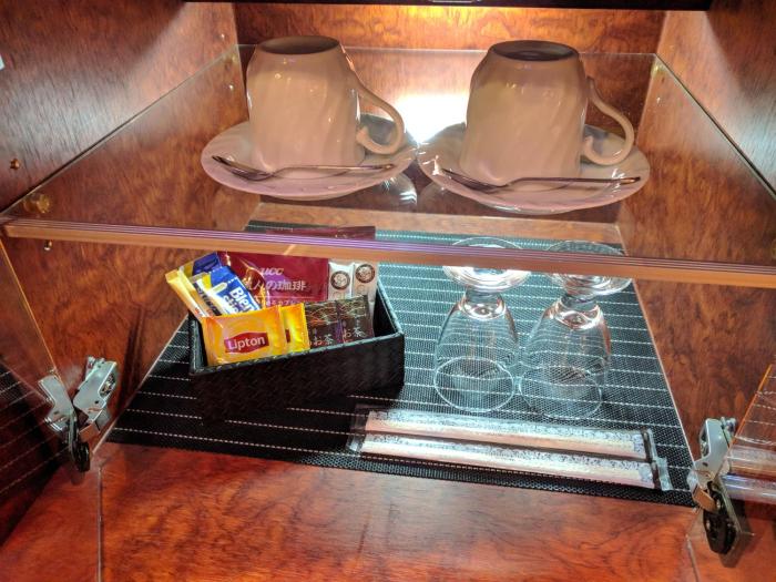 hotel metro adult only