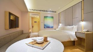 ji hotel shanghai hongqiao airport huaxiang road