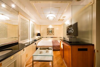 hotel apio adults only