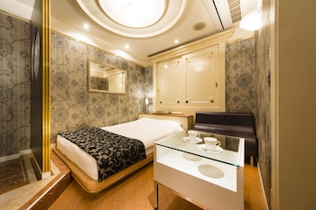 hotel apio adults only