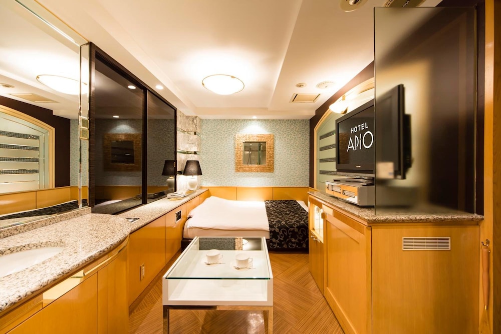 hotel apio adults only