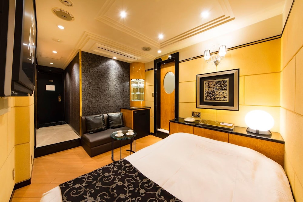 hotel apio adults only