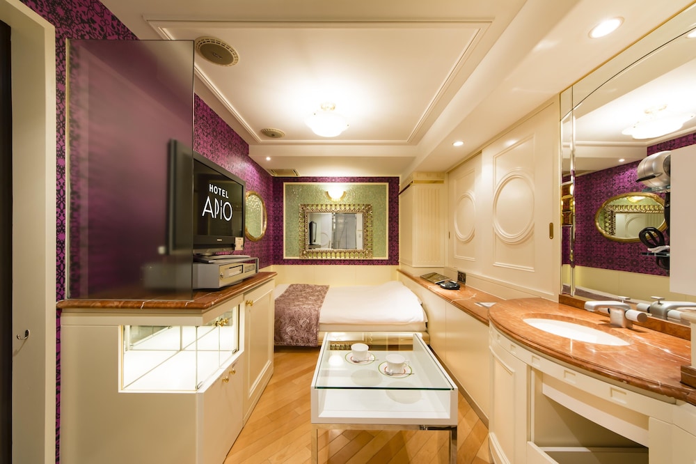 hotel apio adults only