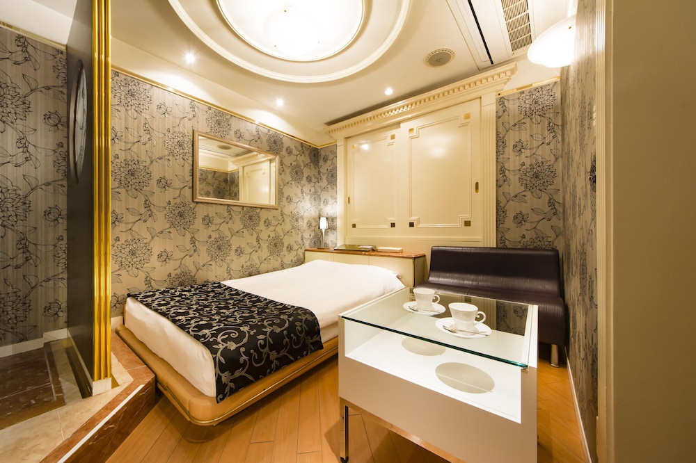 hotel apio adults only