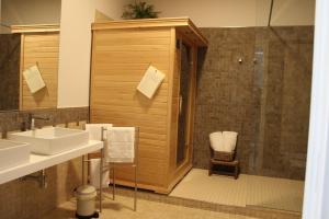 le suite bed and breakfast holiday home