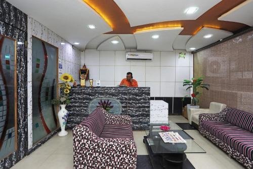 hotel vanya palace by wb inn