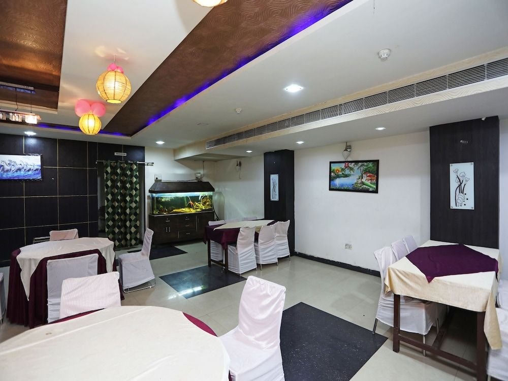 hotel vanya palace by wb inn