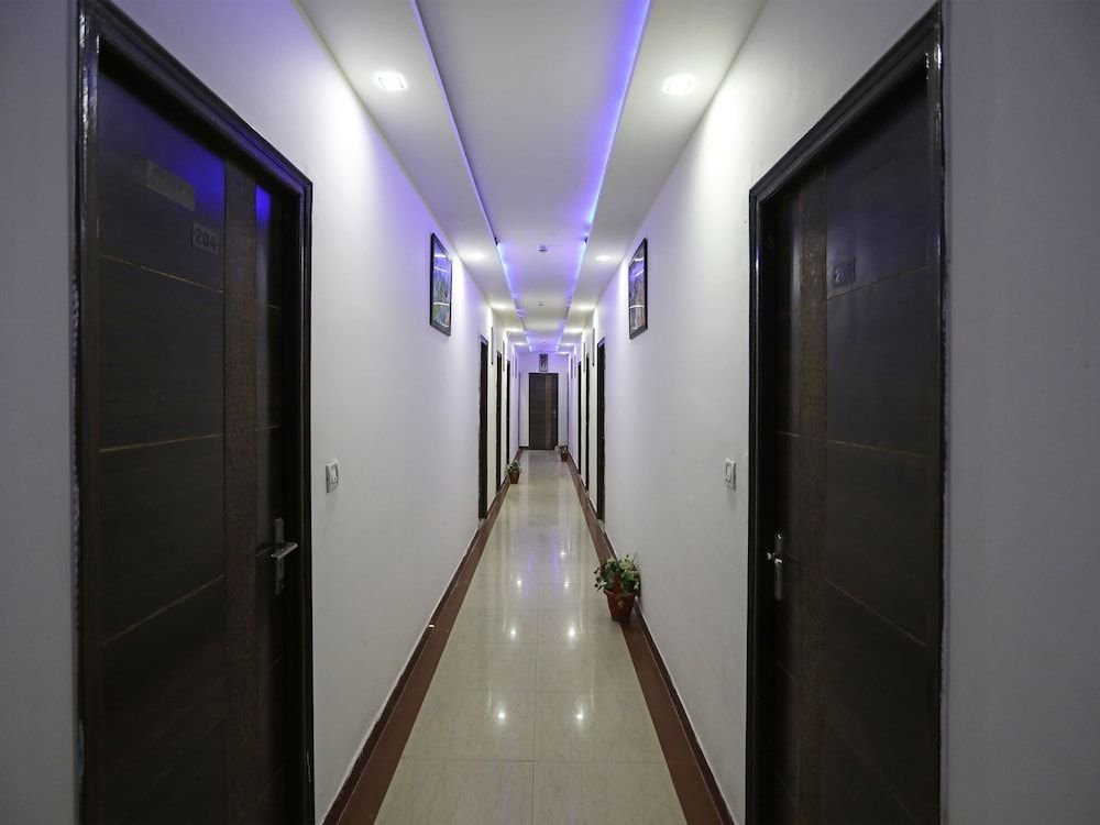 hotel vanya palace by wb inn