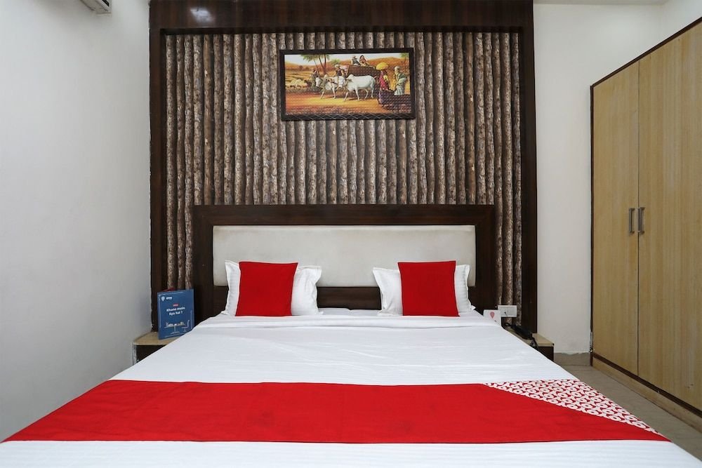 hotel vanya palace by wb inn