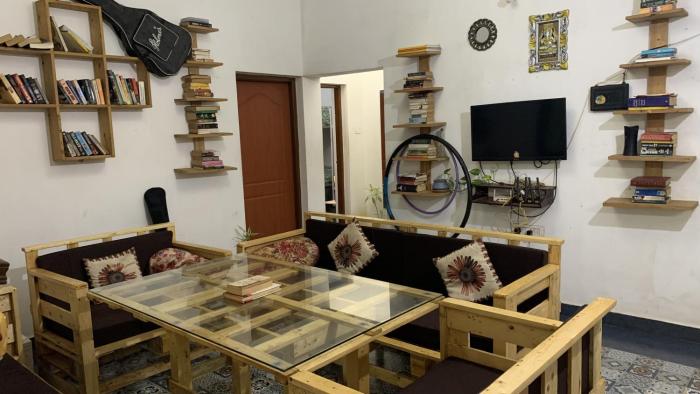 rootsvilla hostel goa
