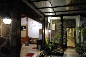 puri langenarjan guest house