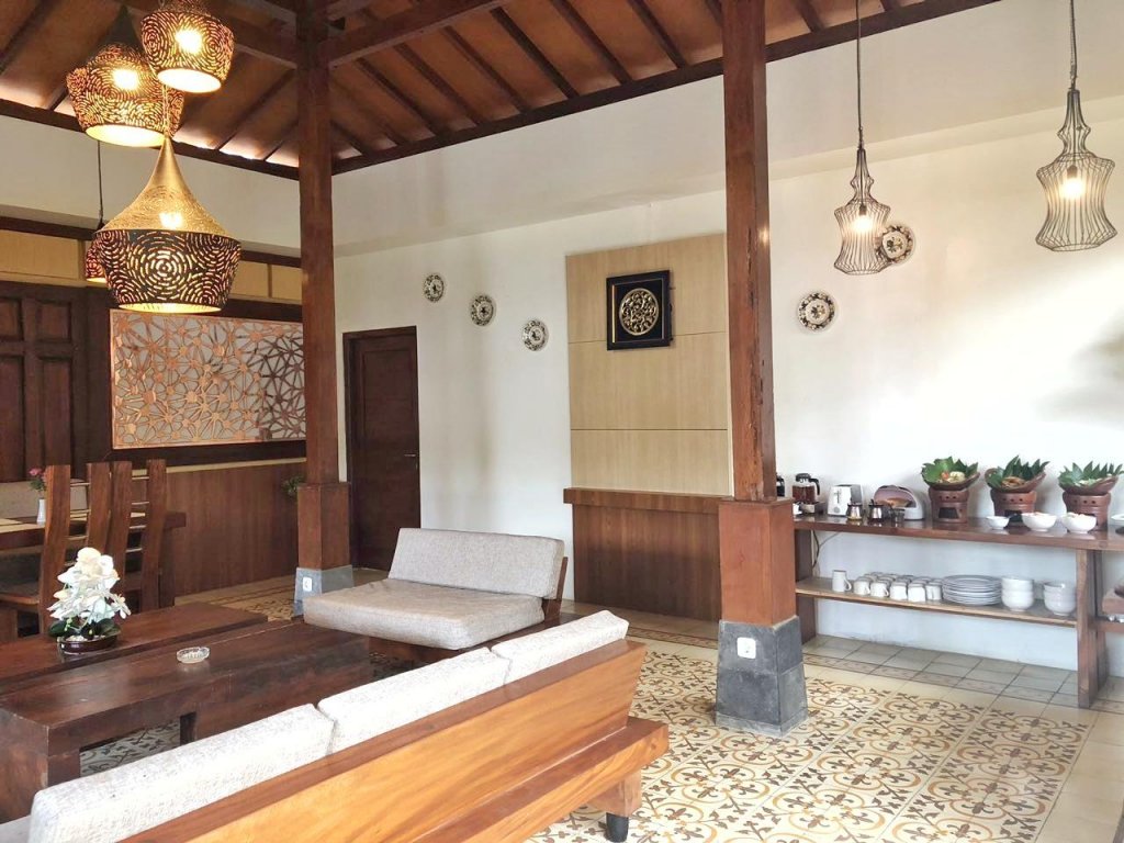 puri langenarjan guest house