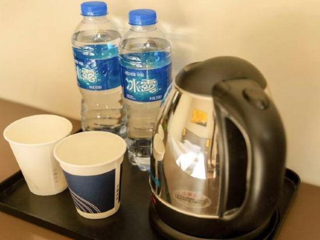 home inn anji commercial and trade plaza dipu middle road