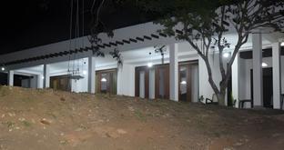 muthu nila villa mirissa