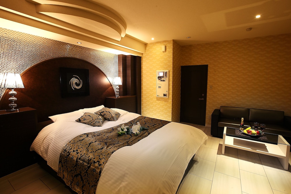 hotel leclair adult only