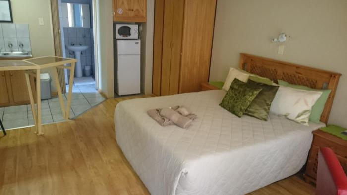 ladybrand guest house