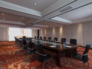 vienna international hotel guangxi guilin diecai wanda high speed railway station