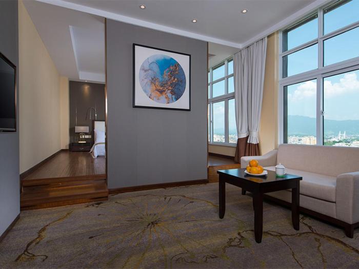 vienna international hotel guangxi guilin diecai wanda high speed railway station