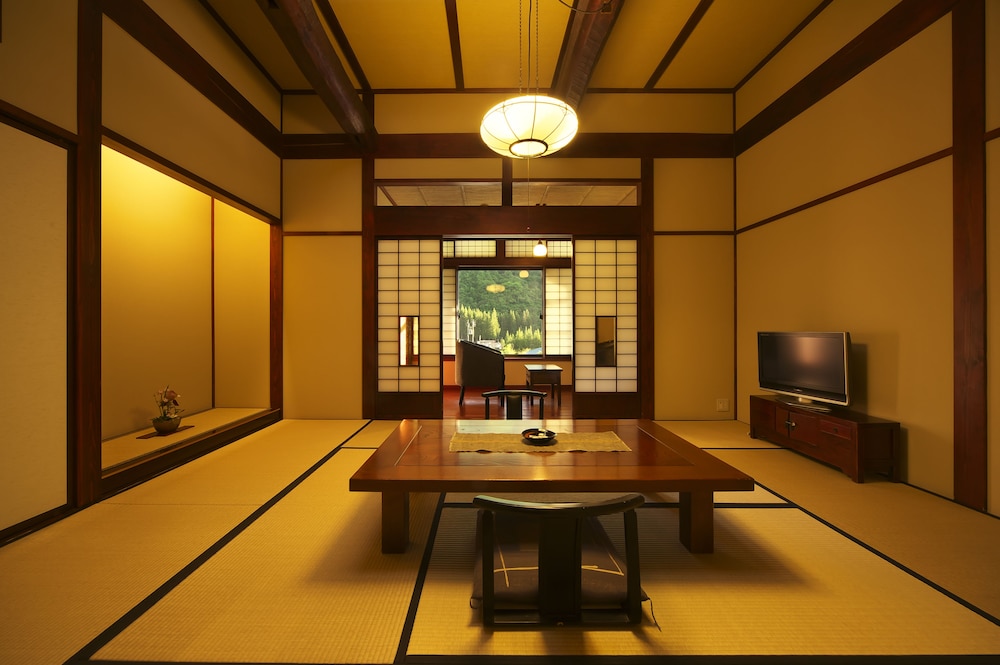 takayama