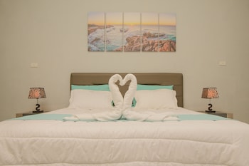 the hawks nest resort