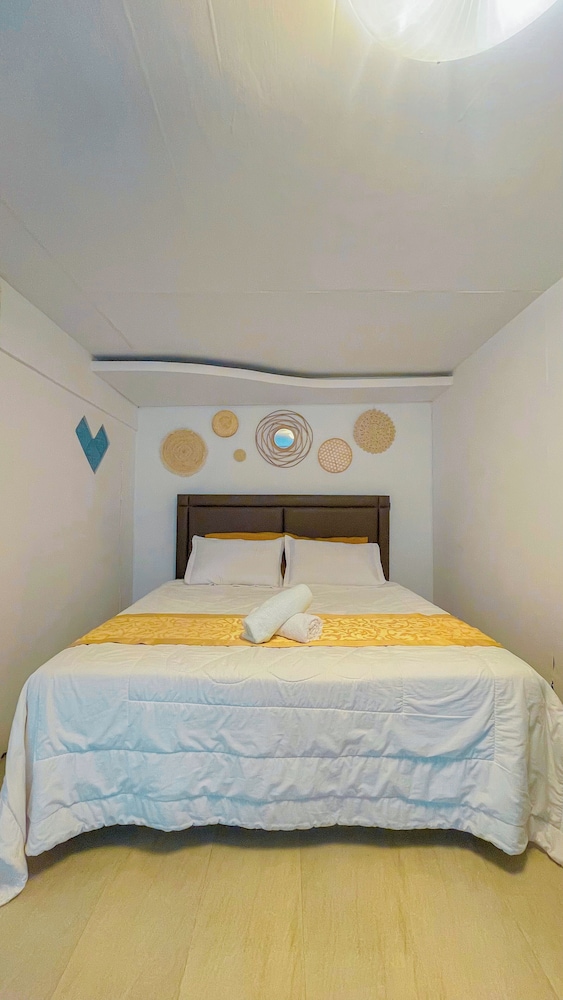 the hawks nest resort