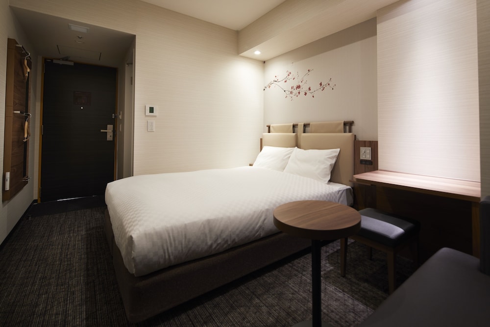 jr west group via inn hakataguchi ekimae
