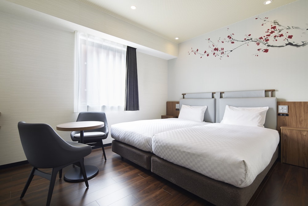 jr west group via inn hakataguchi ekimae