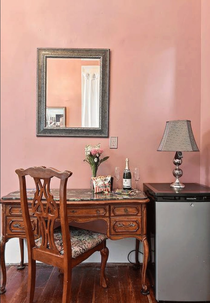 the mansion on royal