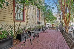 the mansion on royal