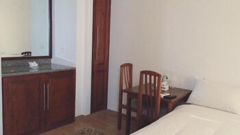 e just hotel borg el arab
