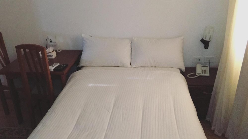 e just hotel borg el arab