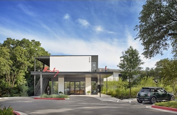 the ruby hotel