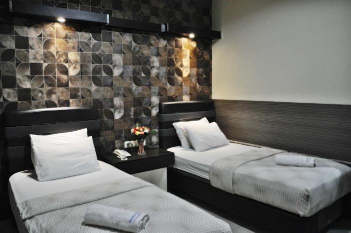grand krakatau hotel serang