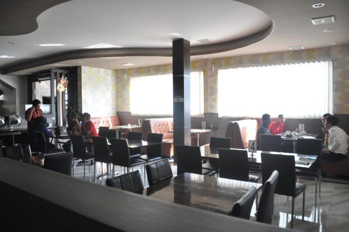 grand krakatau hotel serang