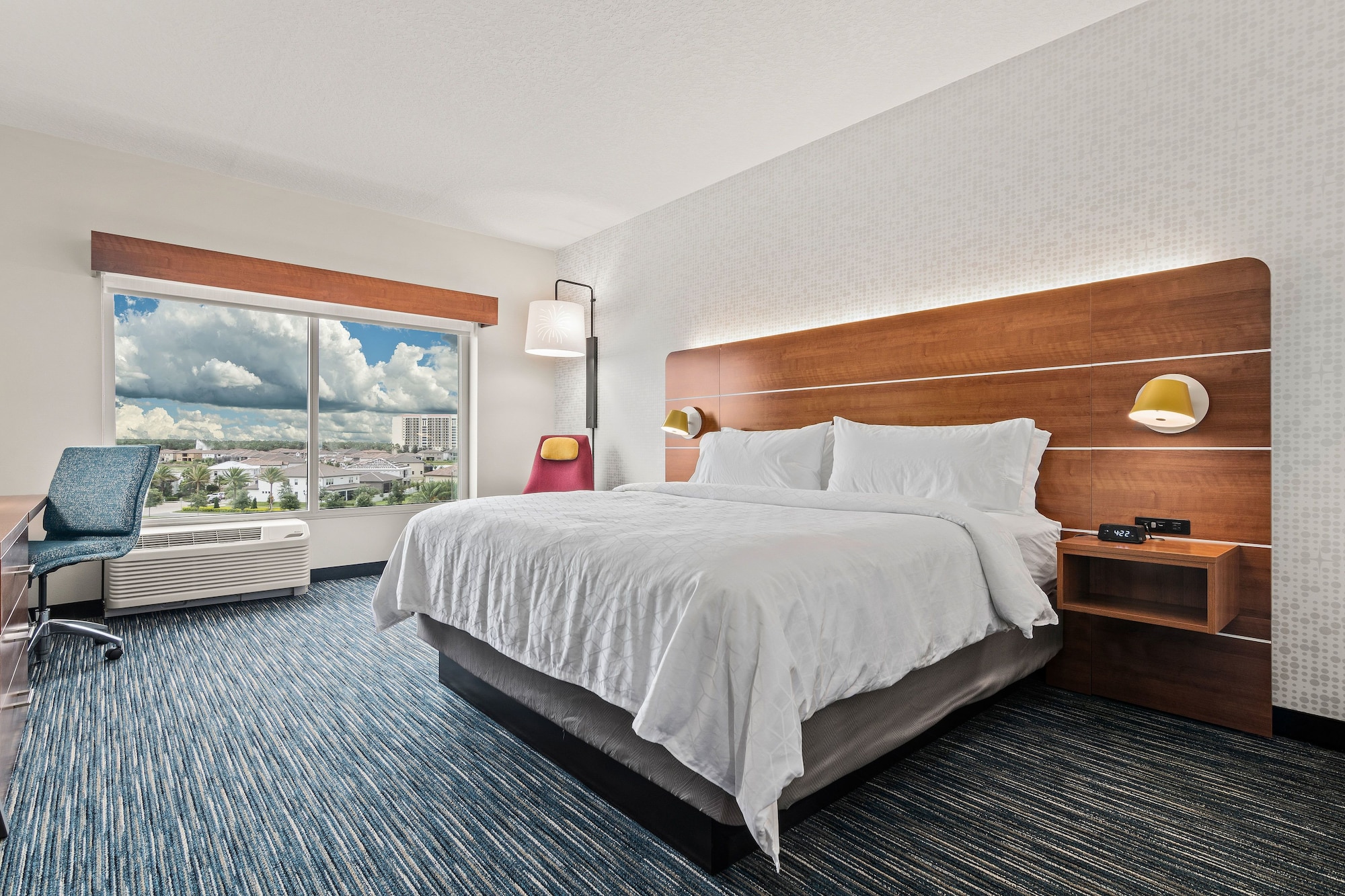 holiday inn express orlando lake buena vista area