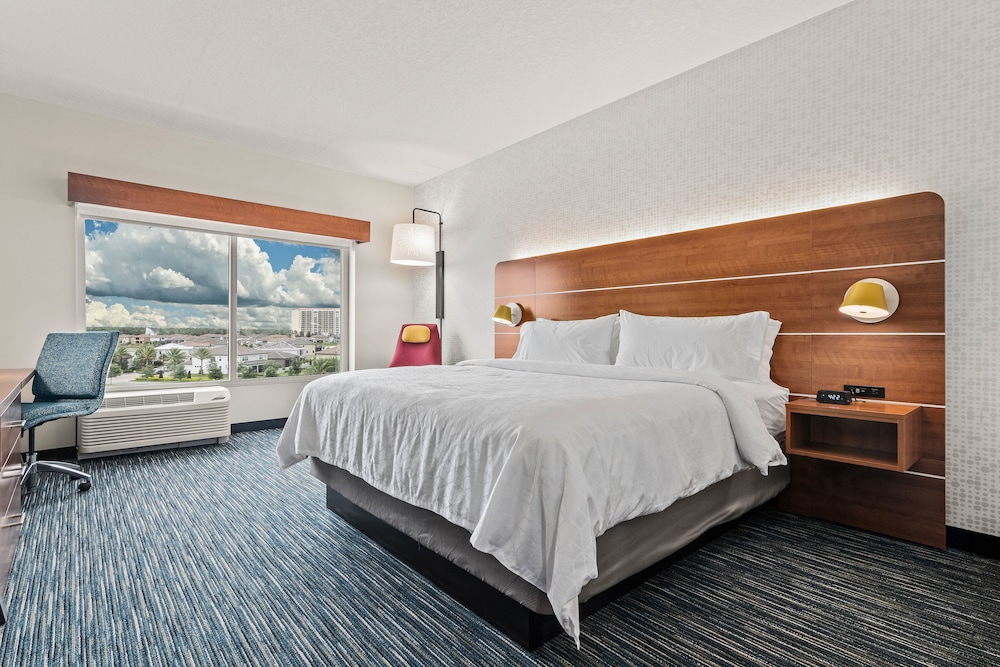 holiday inn express orlando lake buena vista area